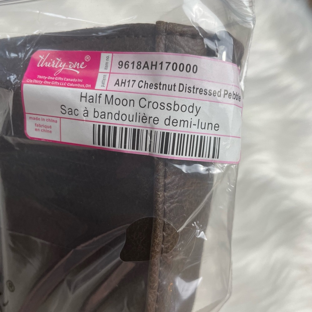 Thirty-one Chestnut Distressed Pebble Half Moon Crossbody + Card Wallet NWT - Picture 7 of 7